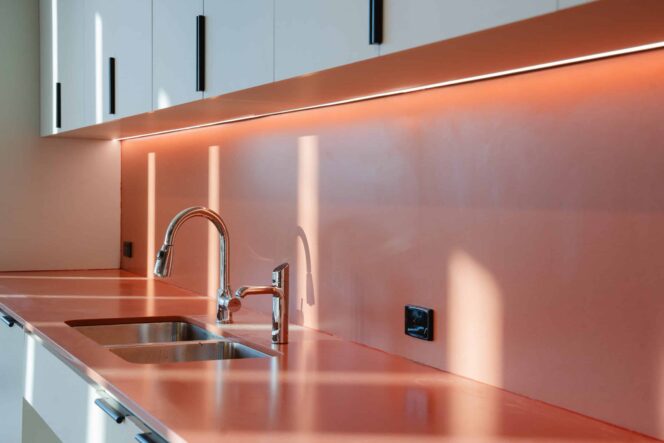 24-INSIGHTELECTRICAL-COMMOTIONMEDIA