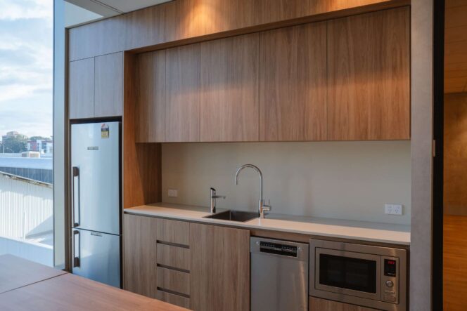 50-INSIGHTELECTRICAL-COMMOTIONMEDIA